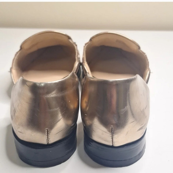 Vince Camuto D'Orsy silver metallic patent leather  tassel flats SZ 6 - Picture 4 of 10